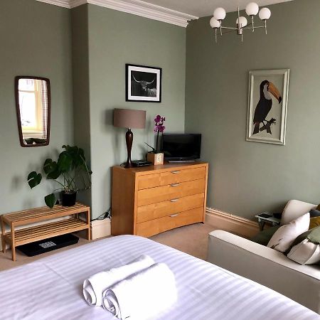 קזיק Salisbury Guest House מראה חיצוני תמונה