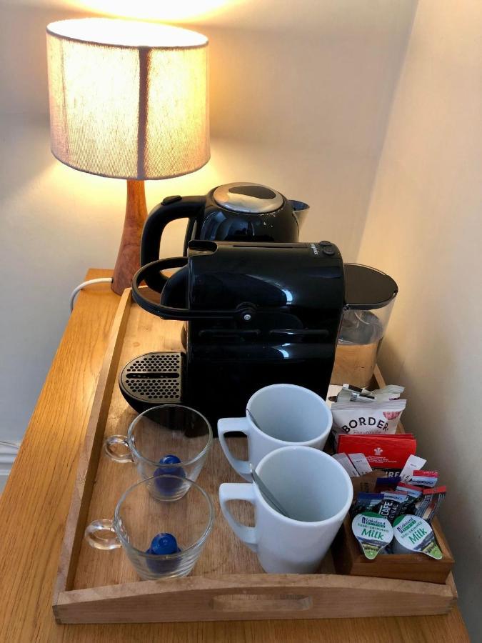 קזיק Salisbury Guest House מראה חיצוני תמונה